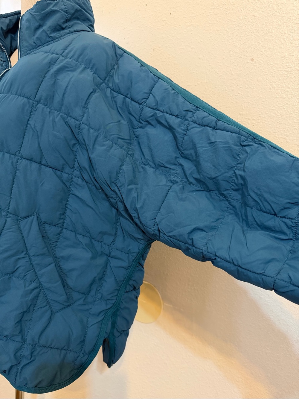 Free People Movement PippaPackable TealBlue Quilted PufferJacket oversized stain - Picture 8 of 16